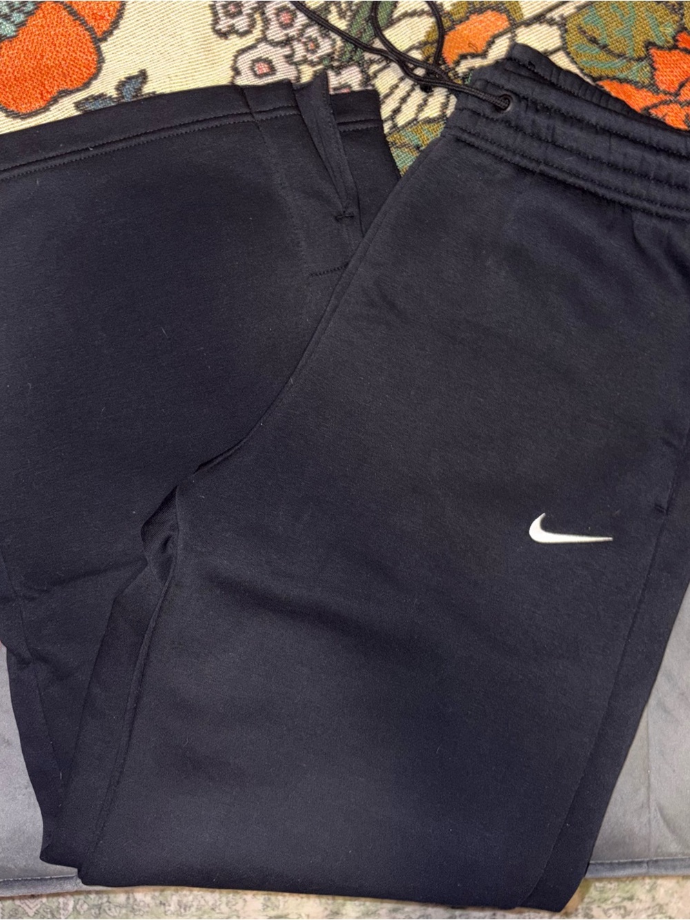 New Women’s Black Nike Sweatpants